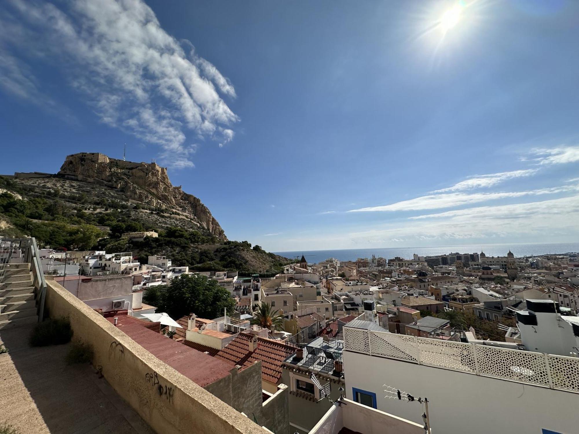 Alicante Beach And Center Eksteriør billede